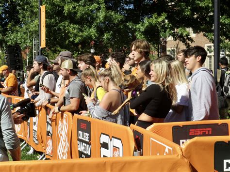 Look College Gameday Setup In Knoxville At Ayers Hall Rocky Top Insider