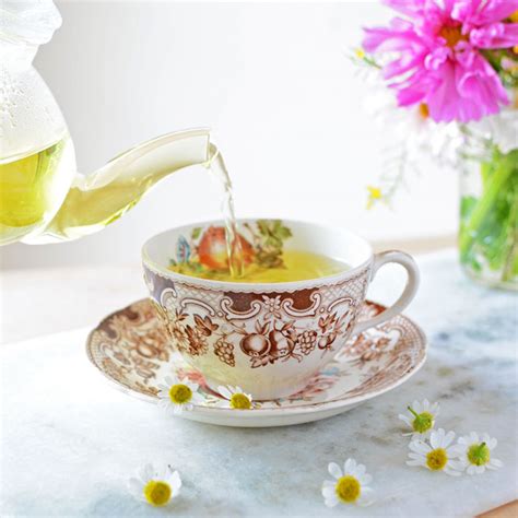 How To Make Chamomile Tea With Fresh Flowers Simple Seasonal