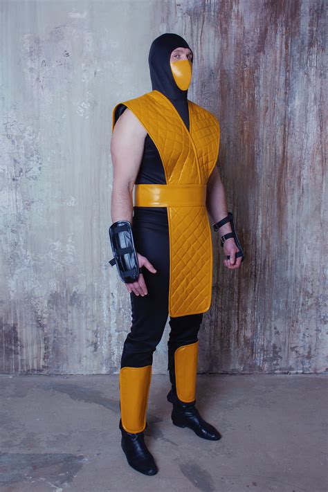 Mortal Kombat Cosplay Costume Scorpion Costume With Vest And Mask