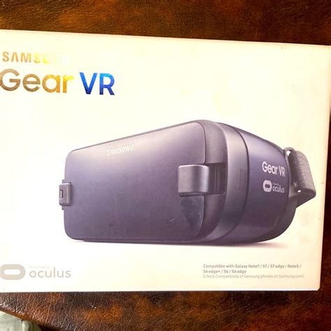 Samsung Vr Ar And Accessories Samsung Gear Vr 26 Powered By Oculus