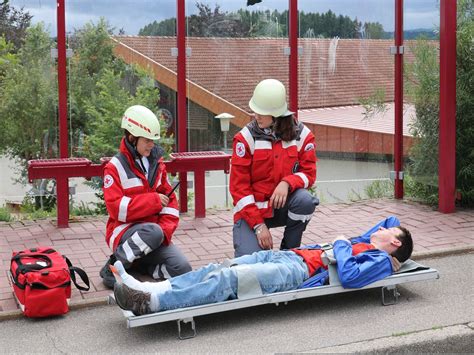 DRK Ortsverein Wittendorf übt für den Ernstfall Ortsverein Wittendorf