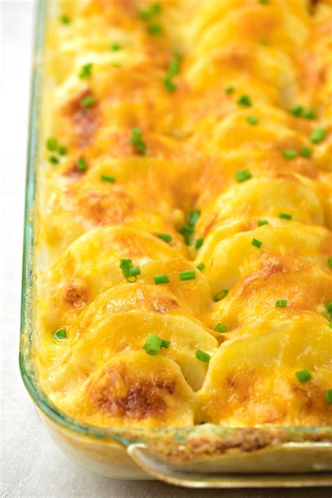 Au Gratin Potatoes Using Cheddar Cheese Soup