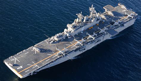 Lhd 4 Uss Boxer Wasp Class Amphibious Assault Ship P2