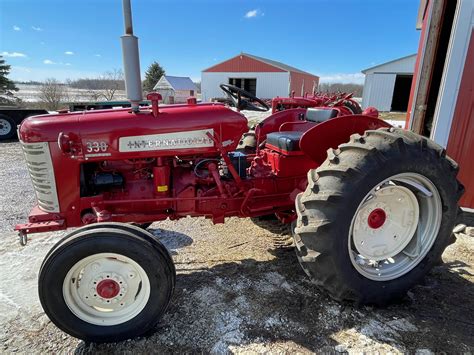 Sold 1957 International 330 Utility Tractors With 38 Hp Tractor Zoom