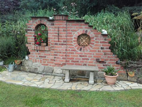 Backsteinmauer Small Patio Garden Stone Walls Garden Garden Design