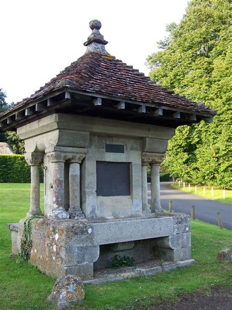 Water Fountain Alderbury Maigheach Gheal Cc By Sa Geograph