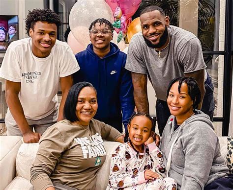 Lebron James Shocked When He Gave His Mother Lavish Ts Worth Millions Of Dollars On Her 50th