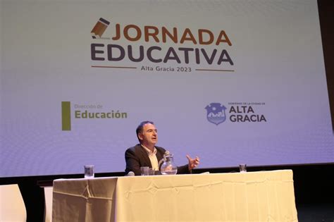 La Municipalidad participó de la primera Jornada Educativa 2023