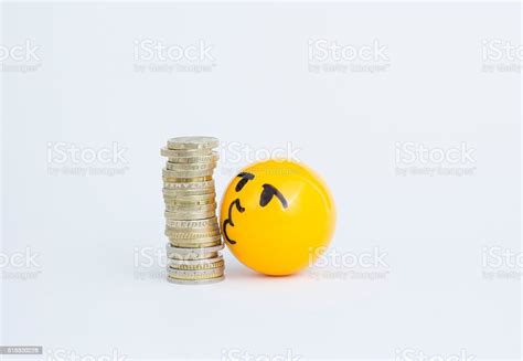 Greedy Emoji Face Stock Photo - Download Image Now - Emoticon, Currency ...