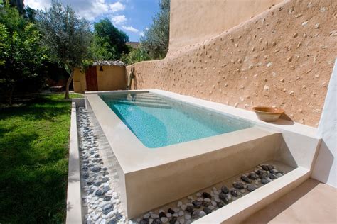 10 erhöhte und günstige Pools gut auf jede Terrasse passen homify