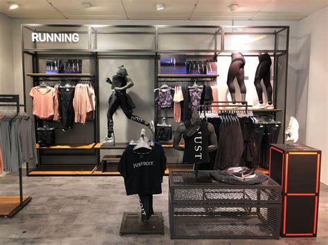 What Is Visual Merchandising In Retail