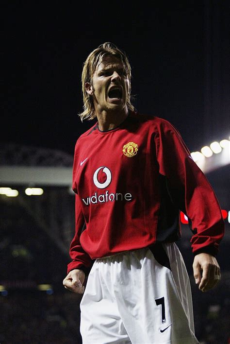 MANCHESTER - MARCH 5: David Beckham of Manchester United celebrates as ...