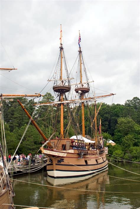 Replica Of The Susan Constant Godspeed And Discovery Clio