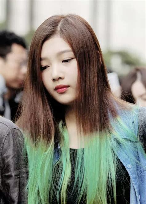 Kpop Idols With Green Hair K Pop Amino