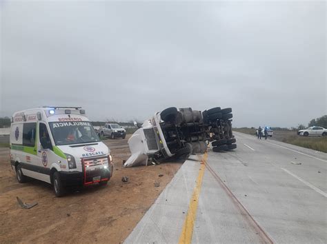 Tráiler se accidenta en la Gloria San Fernando operador pierde la vida