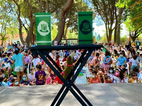 Los más pequeños disfrutan de la programación infantil de Feria en el