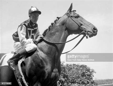 Seabiscuit with jockey Red Pollard at Belmont Park. News Photo - Getty ...