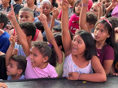 Magia Natalina Chega Ao Jardim Noroeste E Leva Alegria Aos Moradores Da