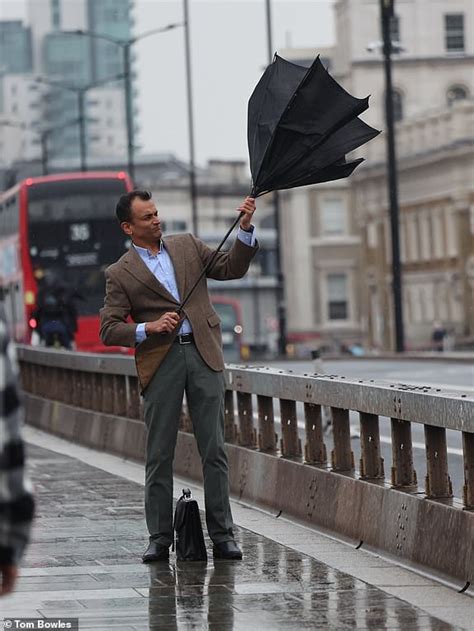 Storm Babet Recap Met Office Issues Red Weather Warning Across The Uk