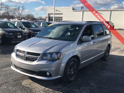 Pre Owned Dodge Grand Caravan Gt Minivan In Joliet W Hawk