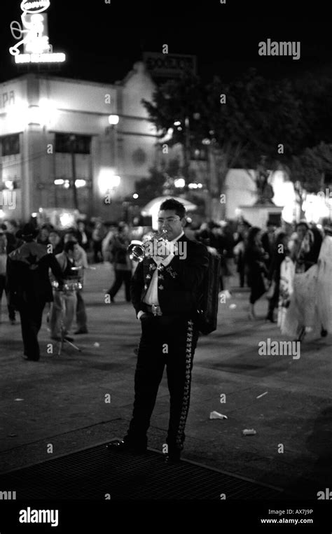 Mexico Mexico City Plaza Garibaldi Mariachi Stock Photo - Alamy