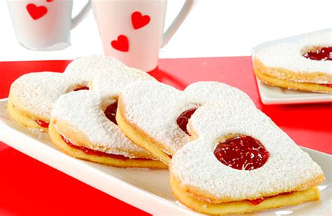 San Valentín Prepara galletas de corazón y sorprende a tu pareja en