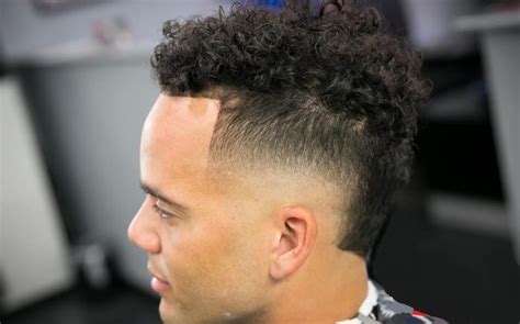 12 Temp Fade Hairstyles With Curls And Waves For Badass Men