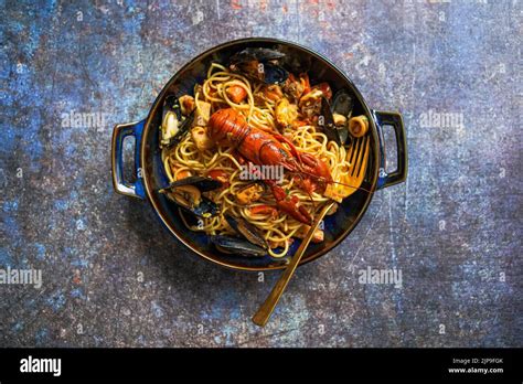 Italian pasta with seafood Stock Photo - Alamy