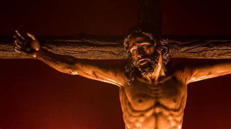 El Cristo De La Sed Ilumina Nervi N Desde Su Altar De Quinario