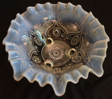 Northwood Opalescent Glass Lattice Medallion Ruffled Footed Bowl Signed