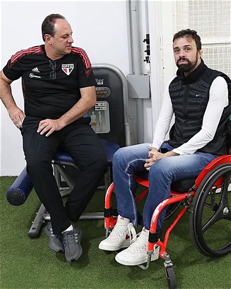 São Paulo FC on Twitter O ex goleiro Bruno que defendeu o