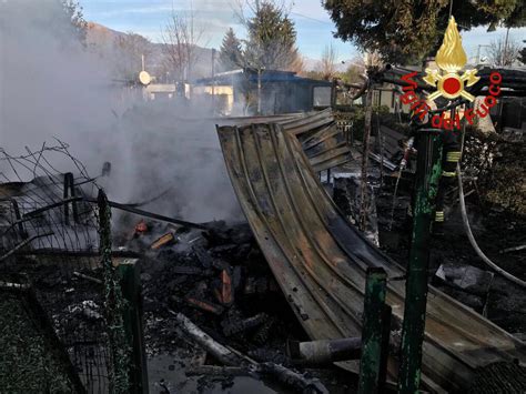 Incendio Al Campeggio Di Montorfano FOTO Prima Como