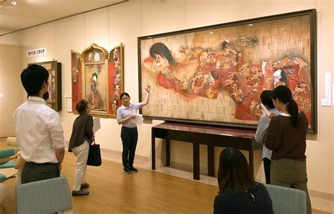 2019年度 学芸員実習を実施しました。 村内美術館 家具と絵画のコラボレーション