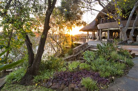 The Best Luxury Safari Lodges & Camps in Zimbabwe