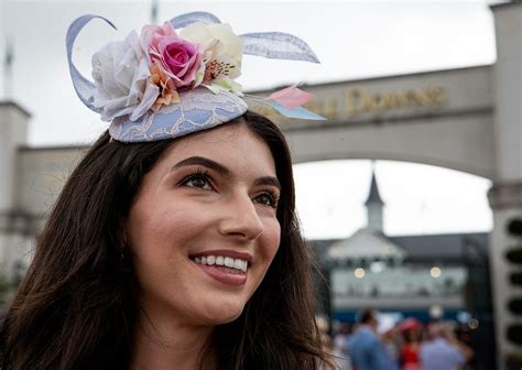 2024 Kentucky Derby: Hats, horses and outfits take over at Churchill Downs