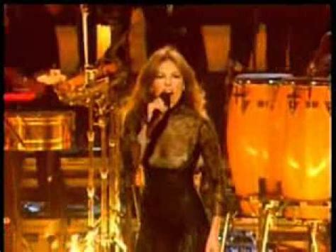 Thalia No me enseñaste Grammy 2002 YouTube