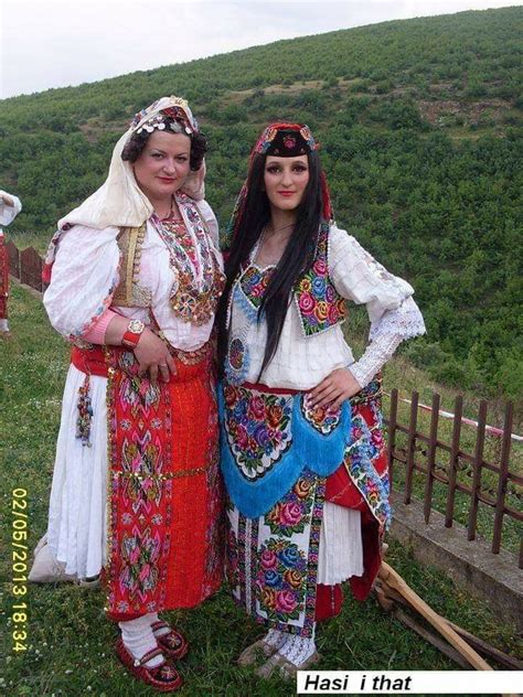 Pin Di Ila Art Su Albanian Culture