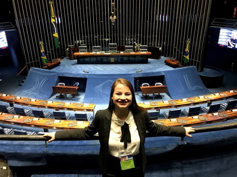 Kananda Nunes participa de estágio na Câmara dos Deputados Online