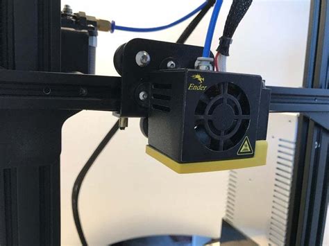 Fichier STL Gratuit Creality Ender 3 Partie Du Conduit Du Ventilateur