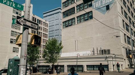 venezuelan gang reaches  york   york times