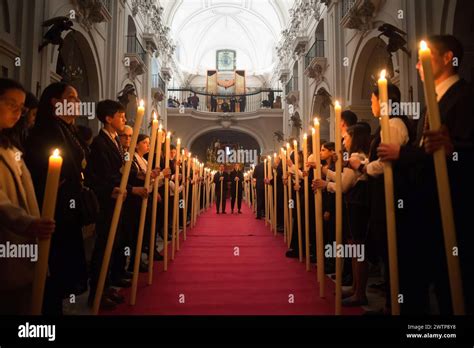 Malaga Spain 18th Mar 2024 Penitents From The Humildad