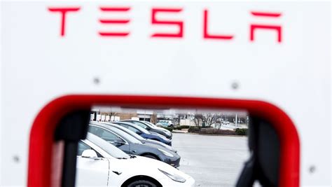 Usa Tesla Ruft über 360000 Autos Wegen Autopilot Software Problem Zurück