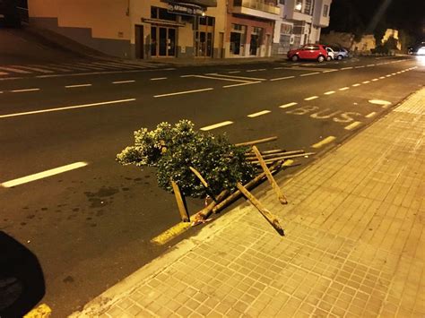 Detenidos tras protagonizar una persecución policial con un coche