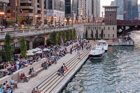 Chicago Riverwalk – Sasaki