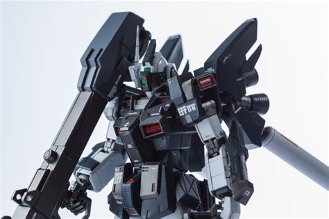 Bandai Premium Gundam Mg 1100 Gm Dominance Plastic Model Kit Action