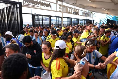 Crowd Chaos As Fans Kept Waiting Outside Copa America Final News