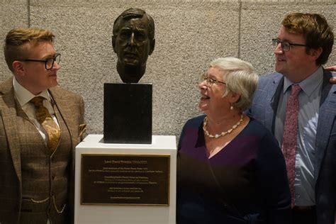 Lord Trimble Bust Unveiled At Irish Parliament To Mark Nobel Peace