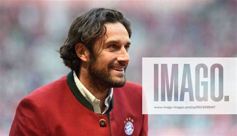 Luca Toni Ehemaliger Italienischer Spieler Des FC Bayern Muenchen