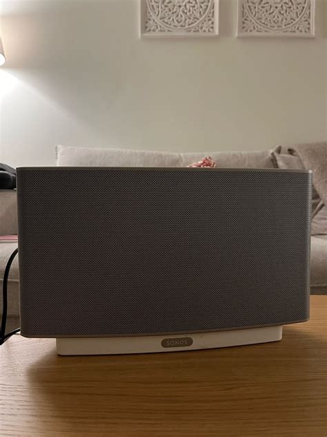 Se produkter som liknar SONOS Play 5 Gen 1 vit högtal på Tradera