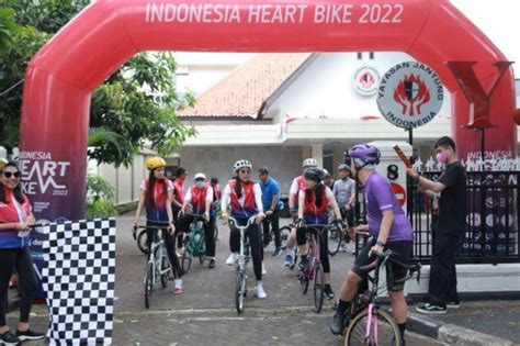 Indonesia Heart Bike Dalam Memperingati Hari Jantung Sedunia